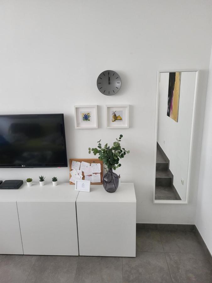 Split Mari Apartment Exterior photo
